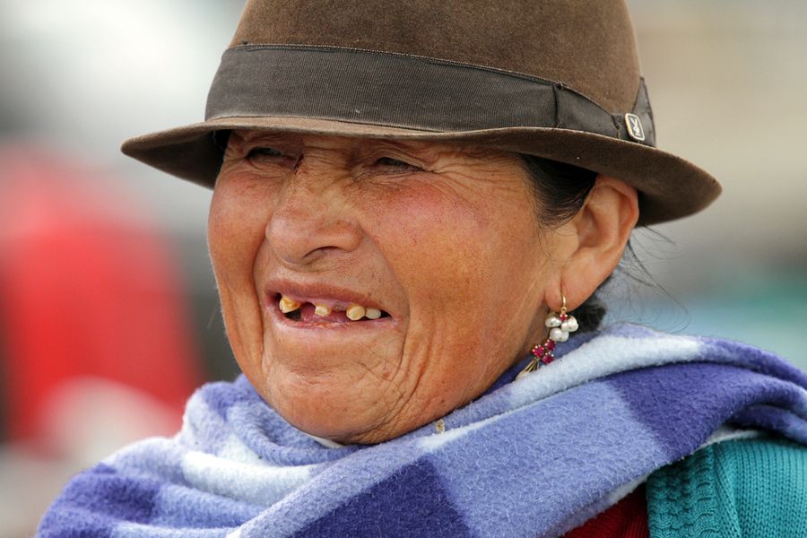 Indianie w tradycyjnych strojach