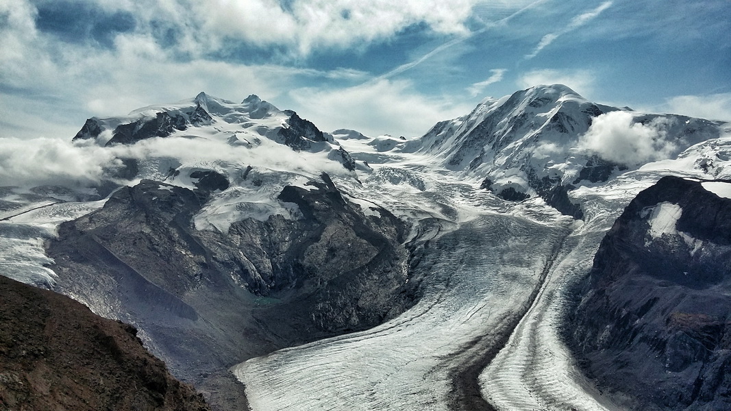 Lodowce ponad Zermatt (fot. Paweł Klimek)