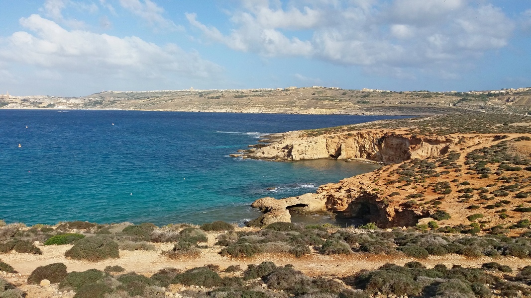 Wybrzeże Comino (fot. Agnieszka Fundowicz-Skrzyńska)