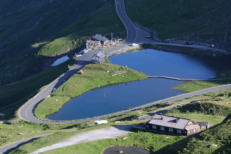 Jadąc Grossglockner Hochalpenstrasse (fot. Tomasz Liptak)