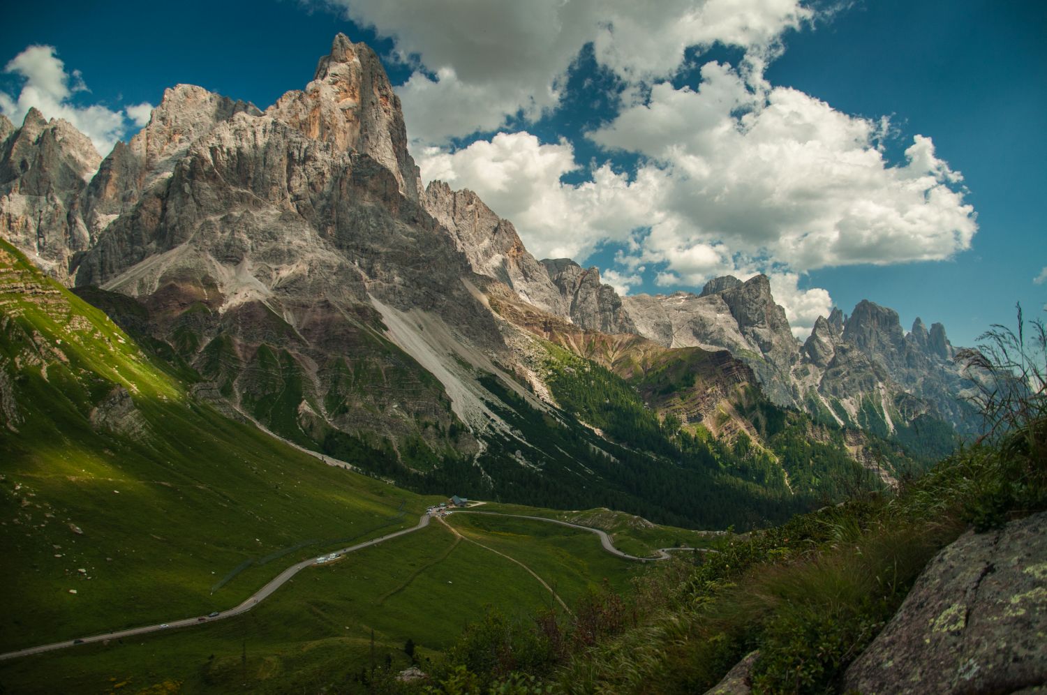 Passo Rolle i grupa Pali (fot. Joanna Dragon)