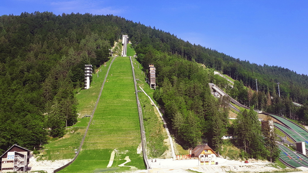 Kompleks skoczni w Planicy (fot. Paweł Klimek)