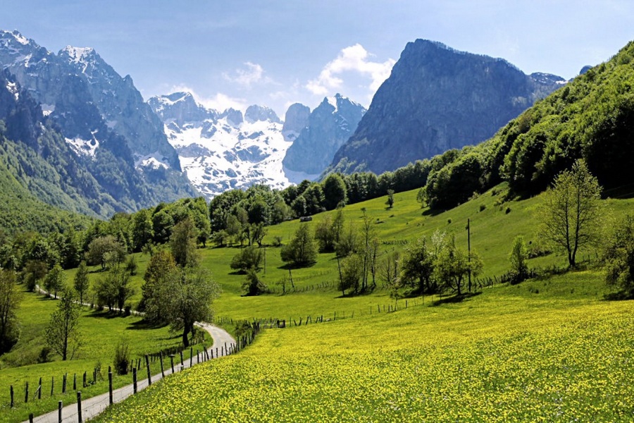 Okolice Gusinje na granicy Czarnogóry i Albanii