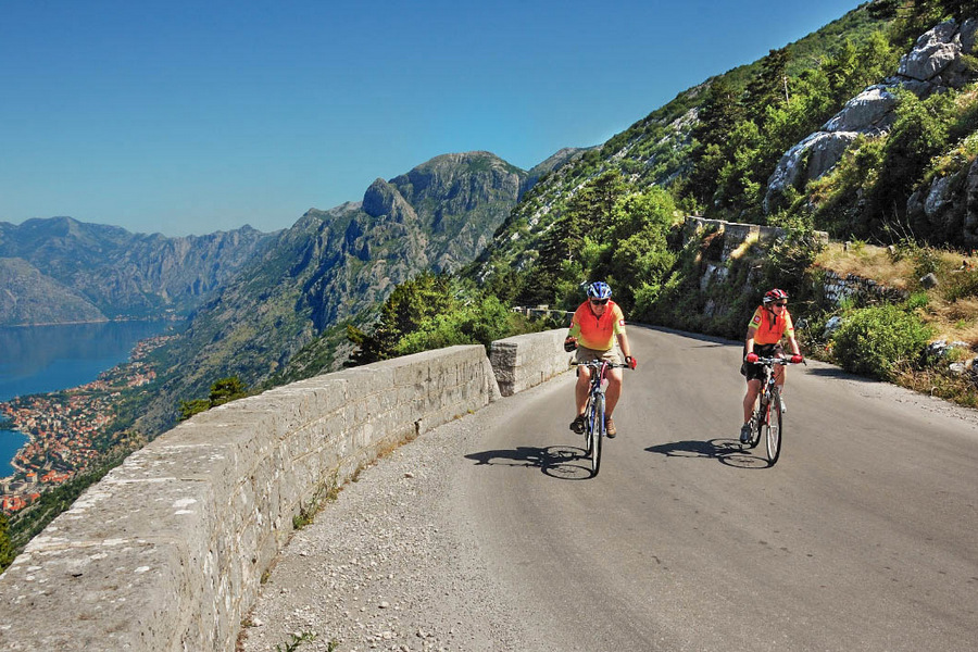 Czarnogórskie widokowe drogi