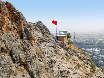 Skała Sułajman Too w Oszu