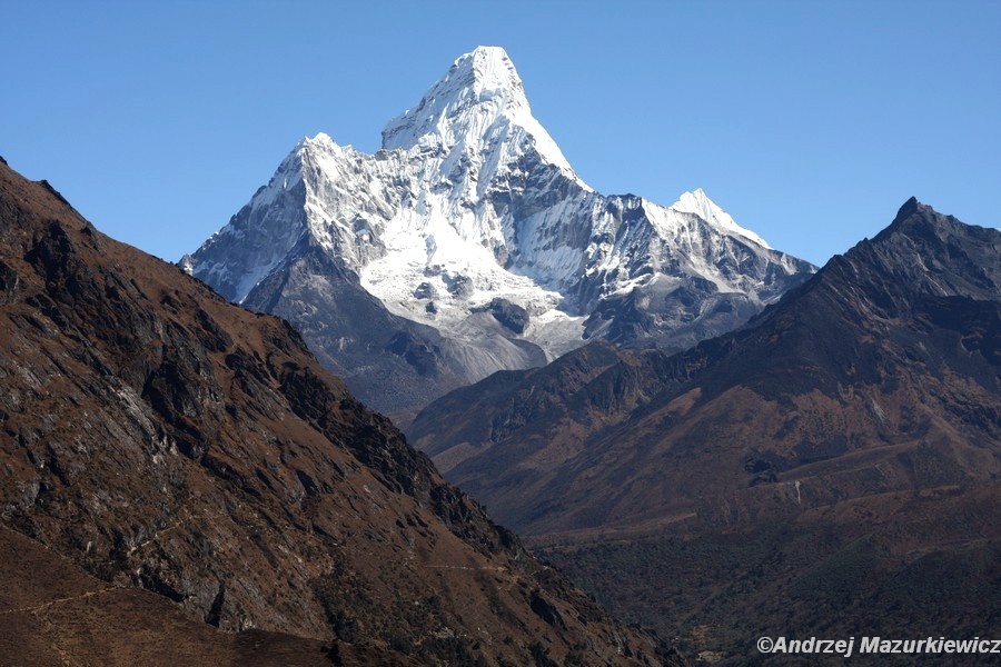 Ama Dablam - jeden z ładniejszych szczytów w rejonie Solo Khumbu