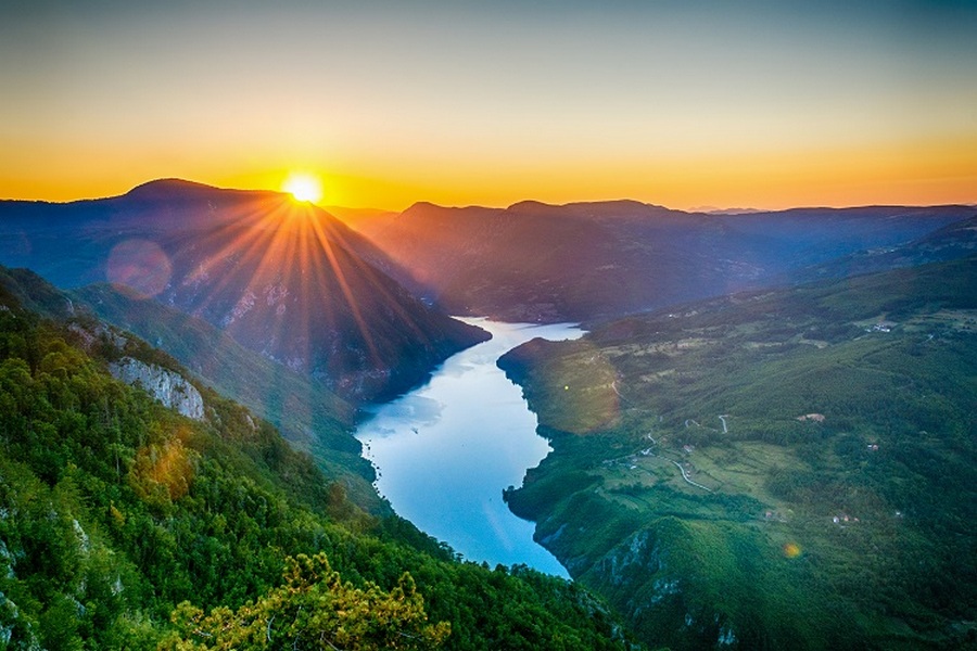 Park Narodowy Tara i rzeka Drina