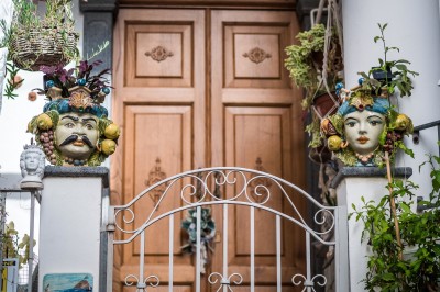 Wejście do domu na Lipari, foto. Marek Danielak Wejście do domu na Lipari, foto. Marek Danielak