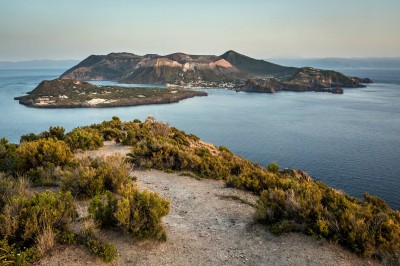 Widok na Vulcanello i Vulcano, foto. Marek Danielak Widok na Vulcanello i Vulcano, foto. Marek Danielak