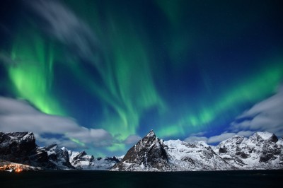 Zorza nad Hamnoya fot. S. Adamczak, okfoto.pl Zorza nad Hamnoya fot. S. Adamczak, okfoto.pl