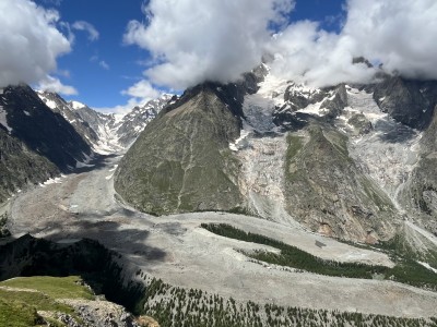 Lodowiec Miage spływający z masywu Mont Blanc (fot. Paweł Klimek)