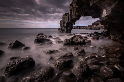 Skalny łuk na La Palmie; fot. S. Adamczak, okfoto.pl