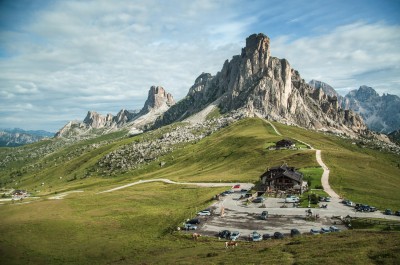 Passo Giau z masywem Nuvolau (fot. Joanna Dragon)