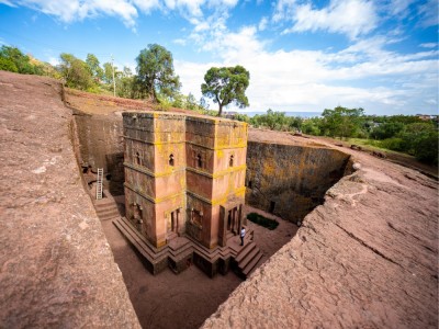 Bet Giorgis - jeden ze skalnych kościołów w Lalibeli