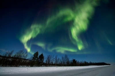 Zorza w szwedzkiej Laponii  (fot. S. Adamczak, okfoto.pl)