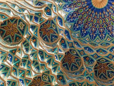 Mukarnas w ejwanie wejściowym do mauzoleum Gur-i Mir, Samarkanda