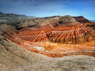 Skały Aktau (fot. Sławomir Adamczak, okfoto.pl) Skały Aktau (fot. Sławomir Adamczak, okfoto.pl)