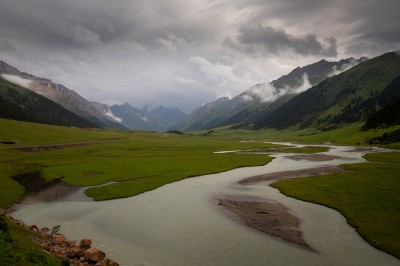Dolina w Tienszanie (fot. S. Adamczak, okfoto.pl)